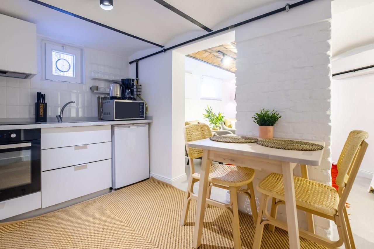 Vibrant Flat 5 Minutes Walk To Istiklal In Beyoglu Appartamento Provincia di Provincia di Istanbul Esterno foto