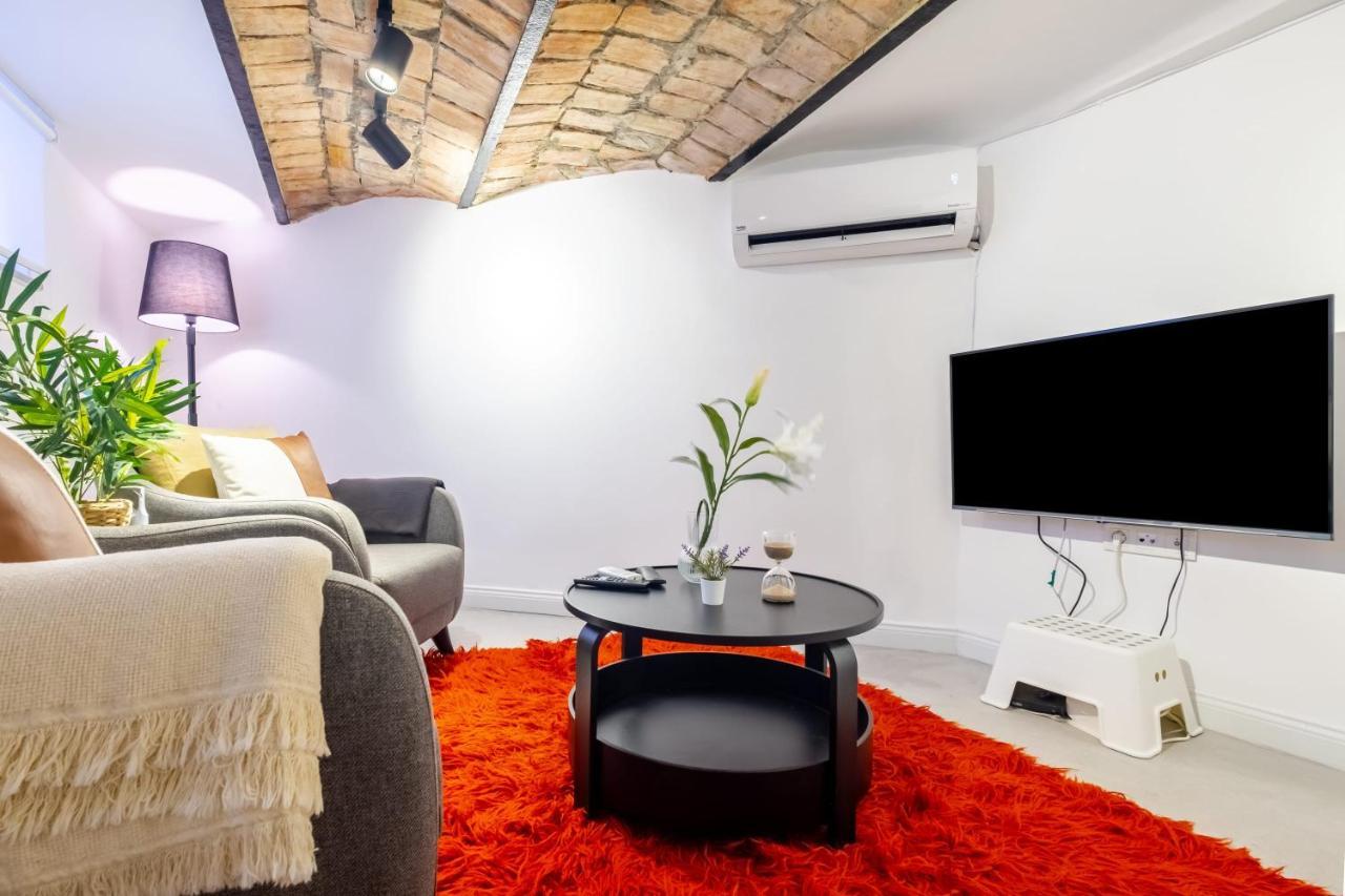 Vibrant Flat 5 Minutes Walk To Istiklal In Beyoglu Appartamento Provincia di Provincia di Istanbul Esterno foto