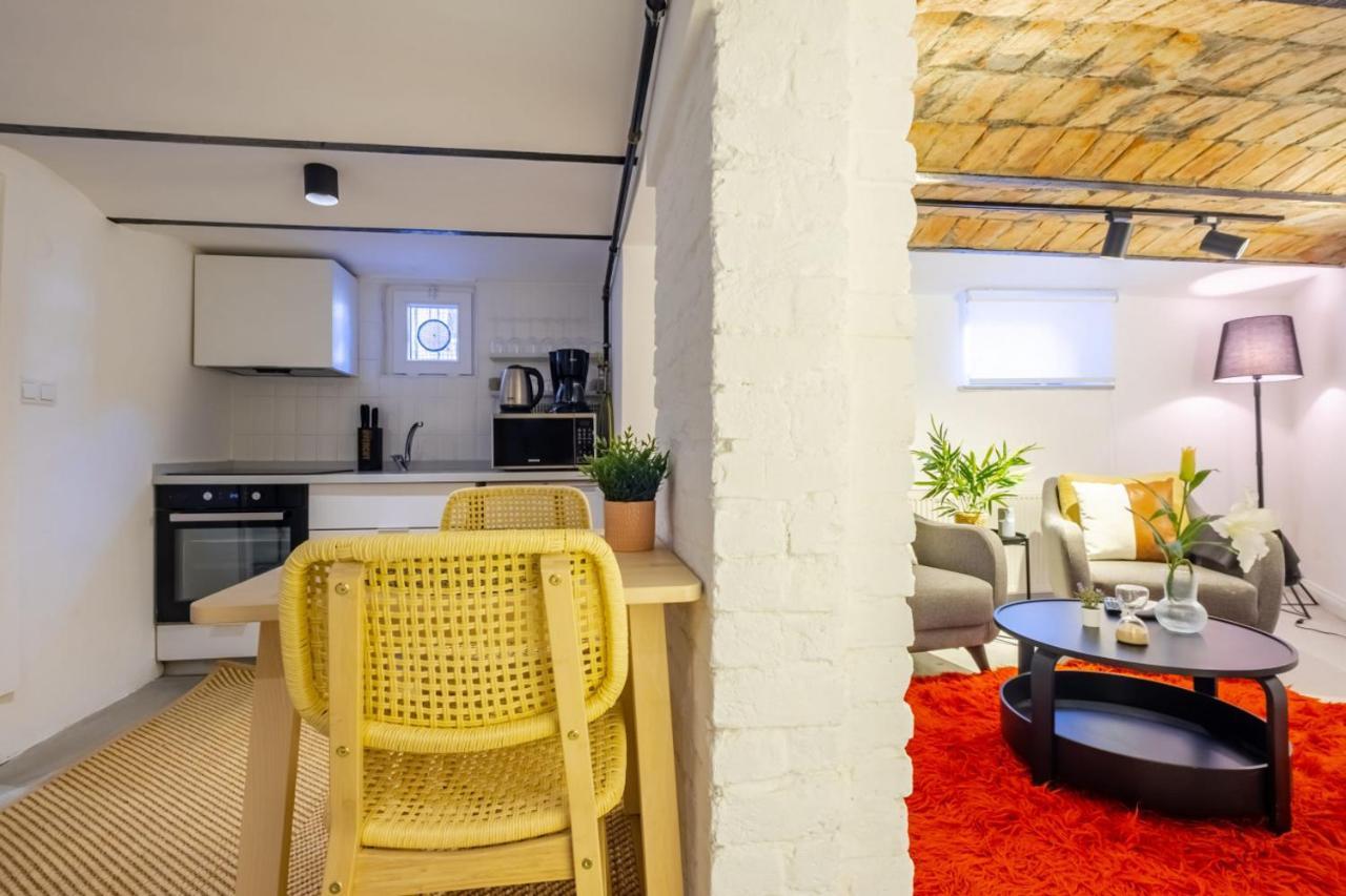 Vibrant Flat 5 Minutes Walk To Istiklal In Beyoglu Appartamento Provincia di Provincia di Istanbul Esterno foto